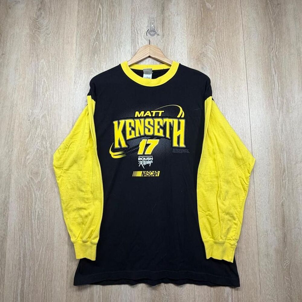Nascar Men's Black and Yellow T-shirt